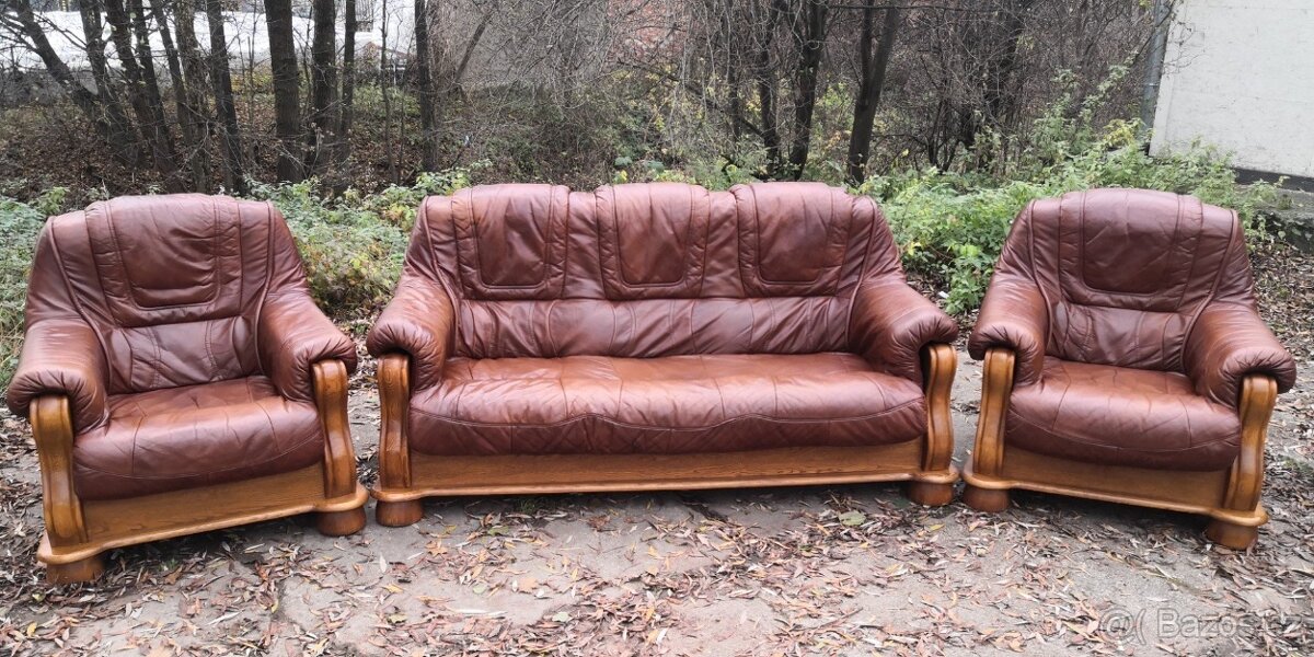 Kožená sedací souprava 3+1+1 s masivnim dřevem