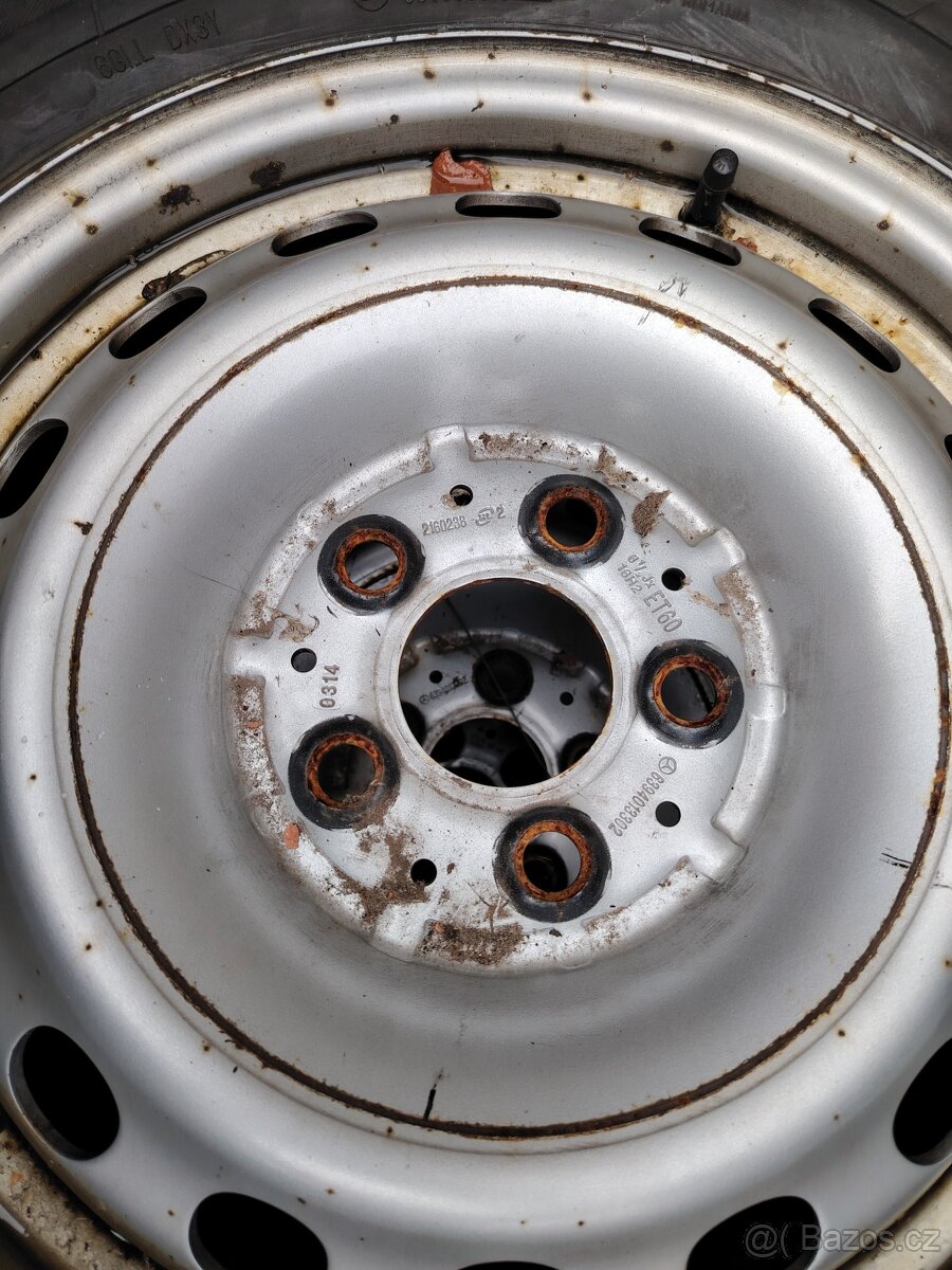 Plechové disky s pneu