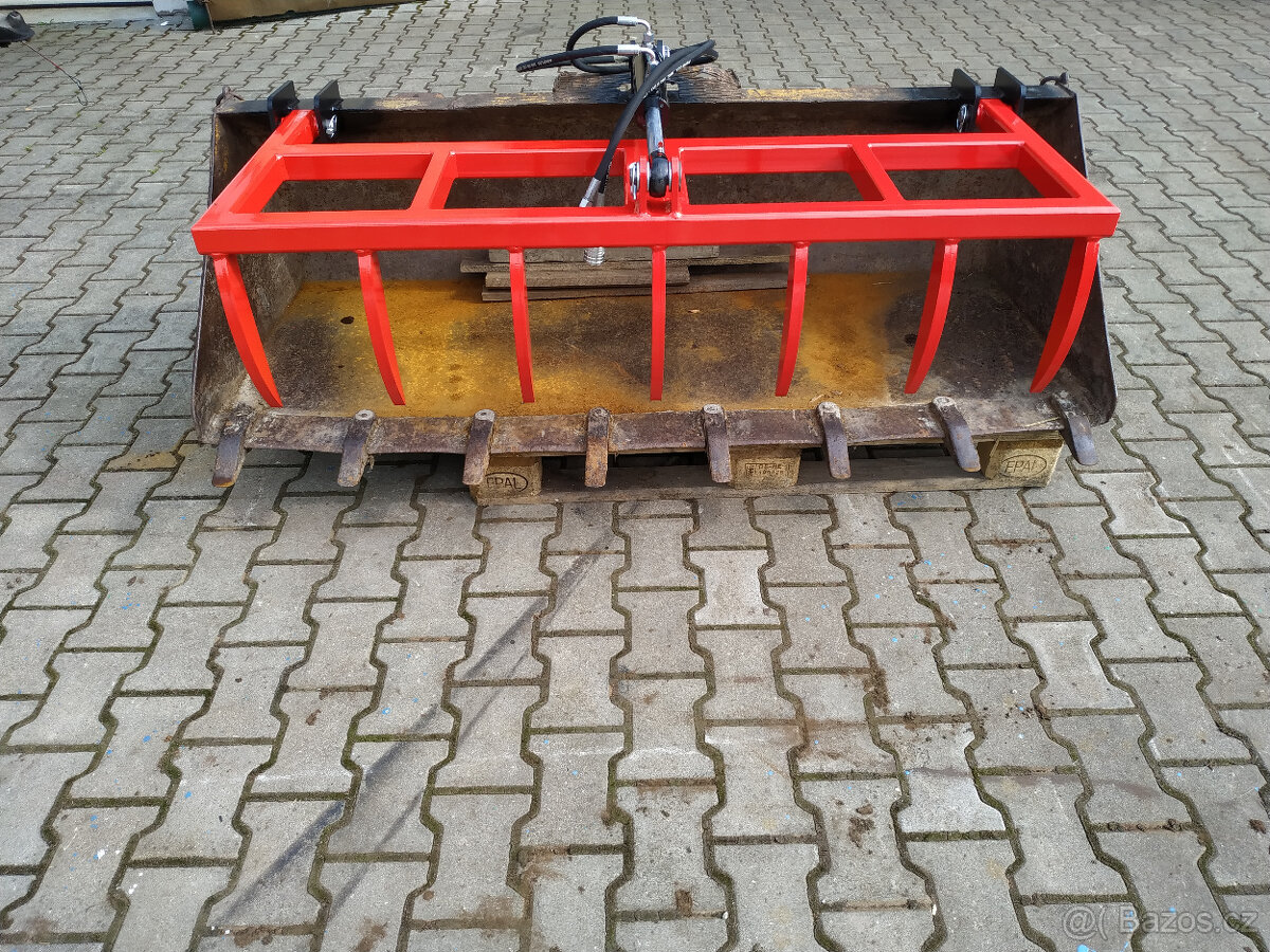 Drapák na hnůj lopaty na smykový nakladač