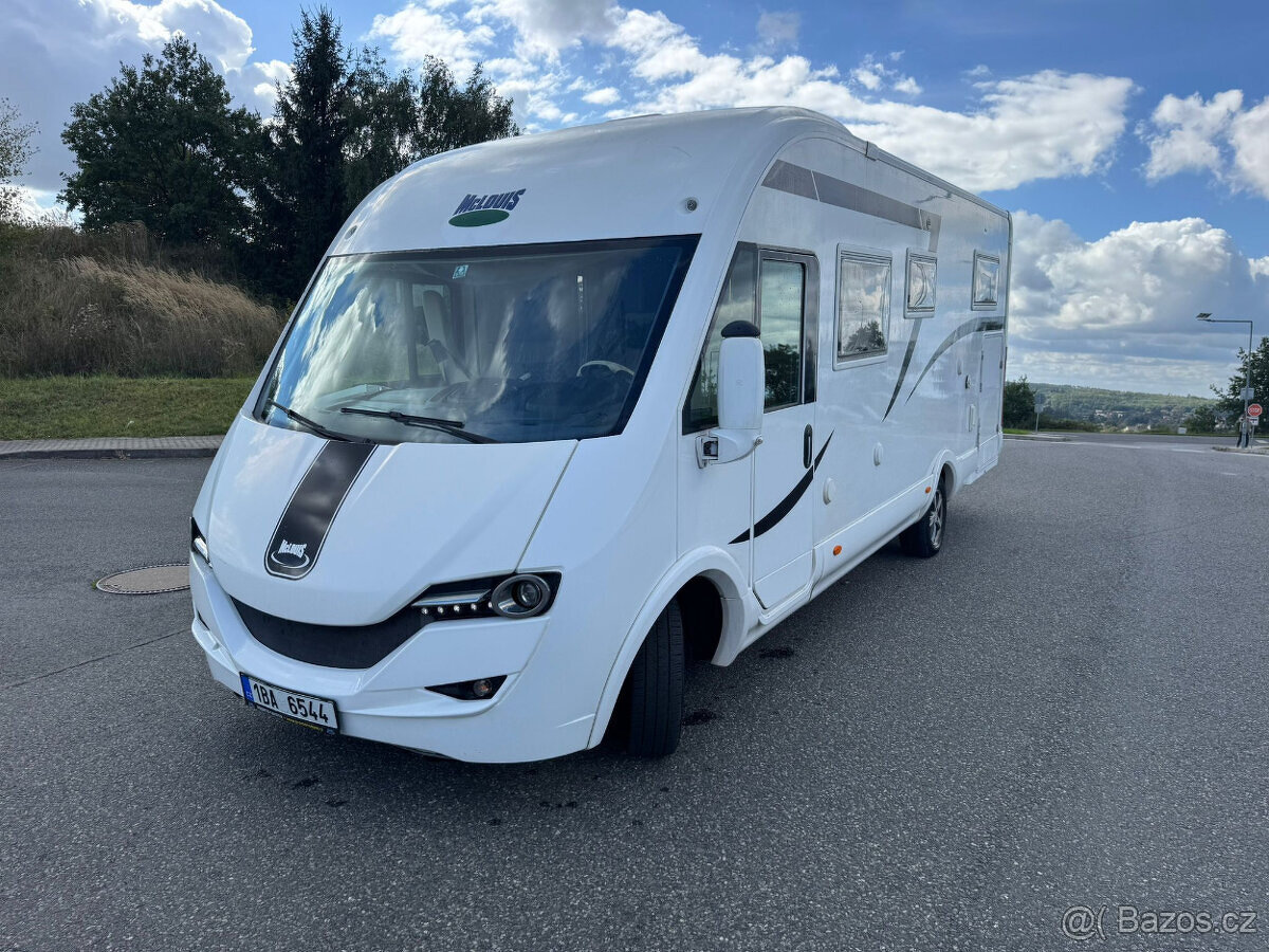 McLouis Nevis, 2014 - celointegrovaný obytný vůz
