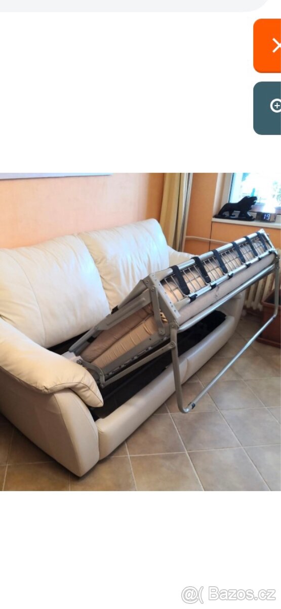 Kožený rozkládací gauč