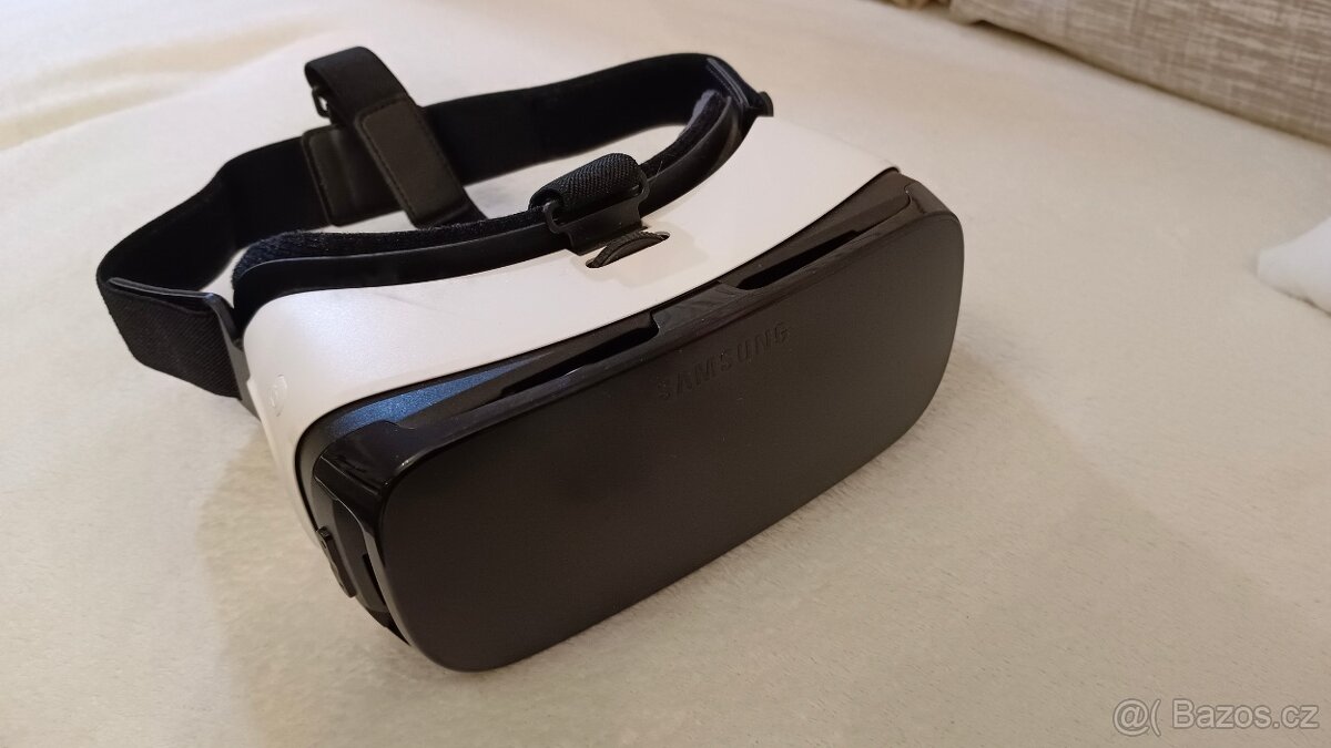Samsung Gear VR - Oculus