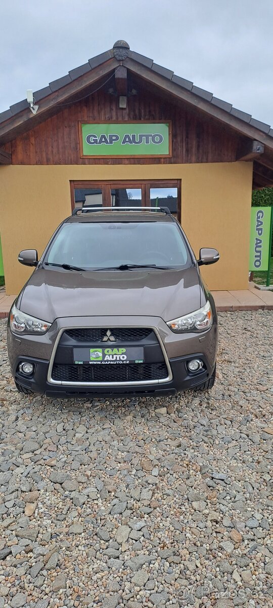 Mitsubishi ASX 1.8 DI-D 110kW ČR 4X4 1.MAJ