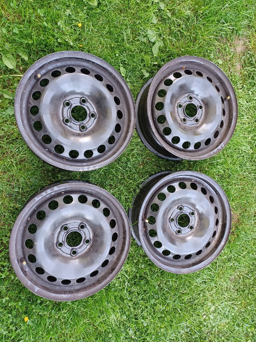 Zanovni diky ET40 5 ½ J x 15H2