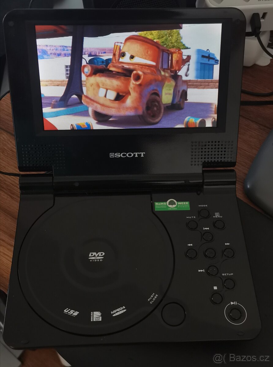 Přenosný přehrávač DVD, USB, SD KARTA