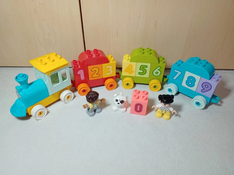 lego duplo vláček