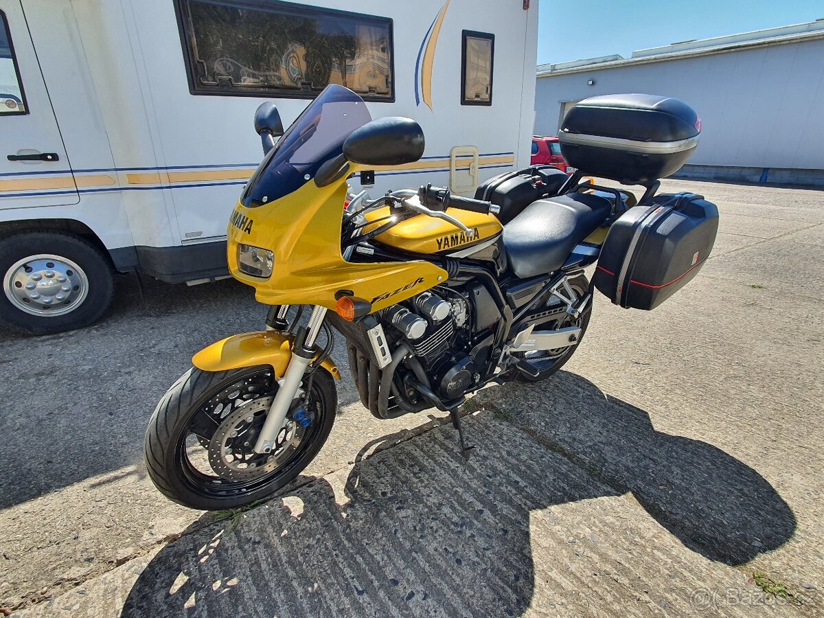 Yamaha FZS 600 Fazer