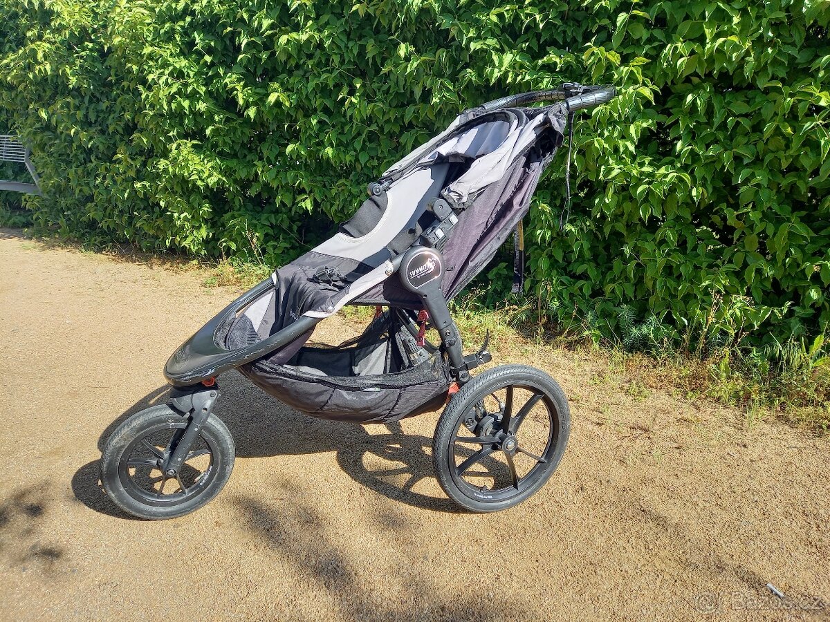 Kočárek Baby Jogger Summit X3 + stupátko