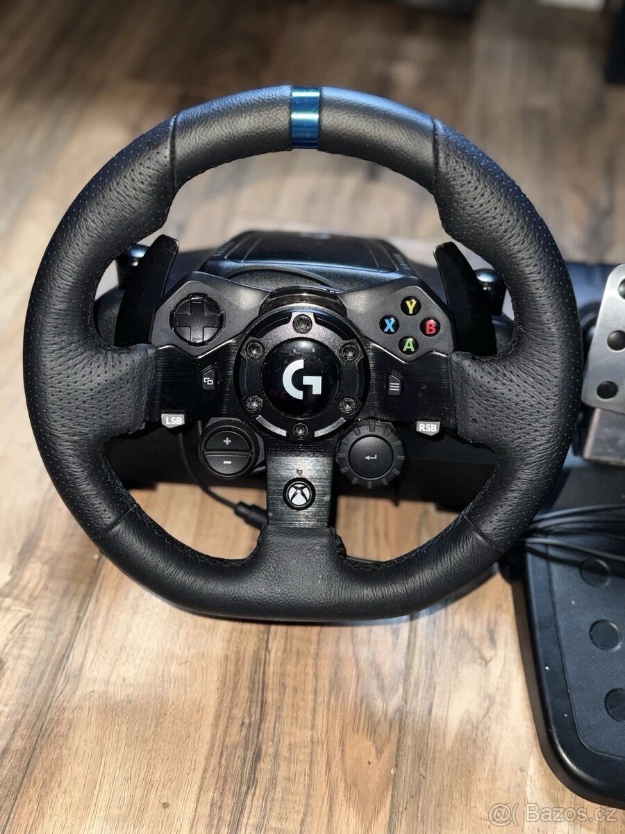 Logitech volant pedály a řadící páka G920