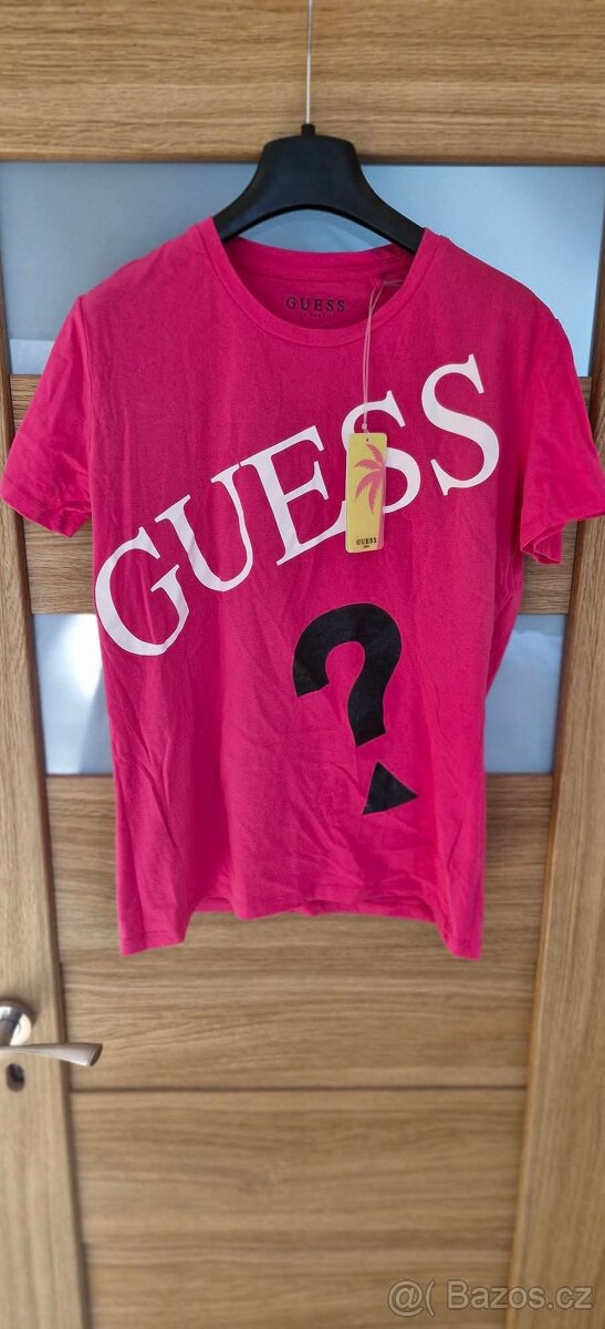 Triko Guess
