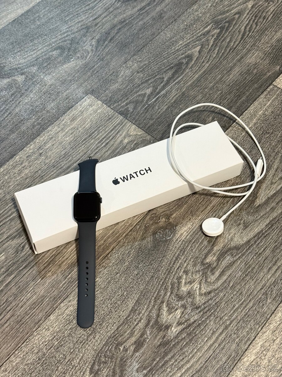 Apple Watch SE (2022)