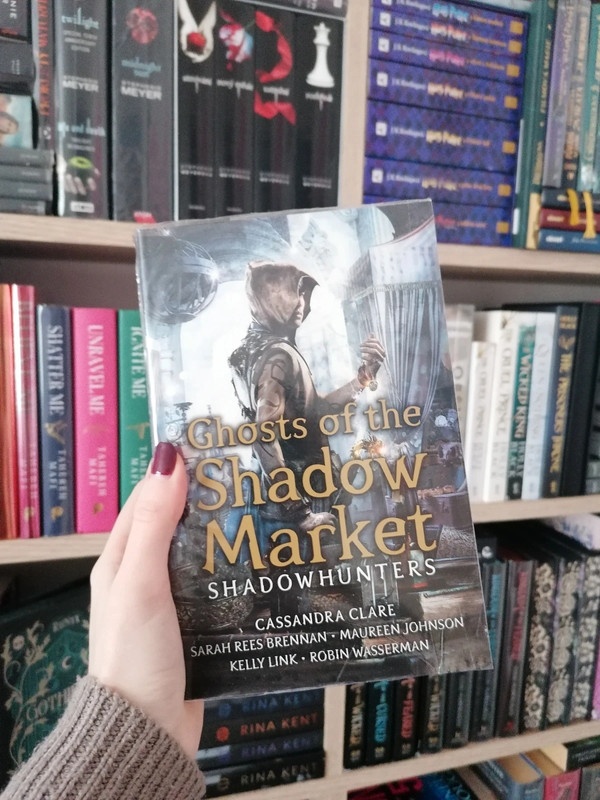 Cassandra Clare - Ghosts of the Shadow Market
