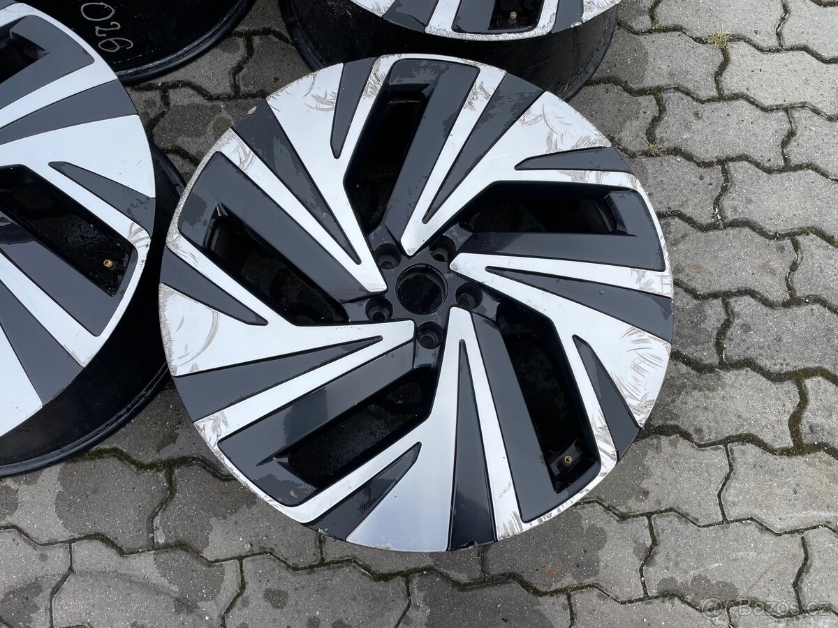 Alu original VW R21 ID navrik