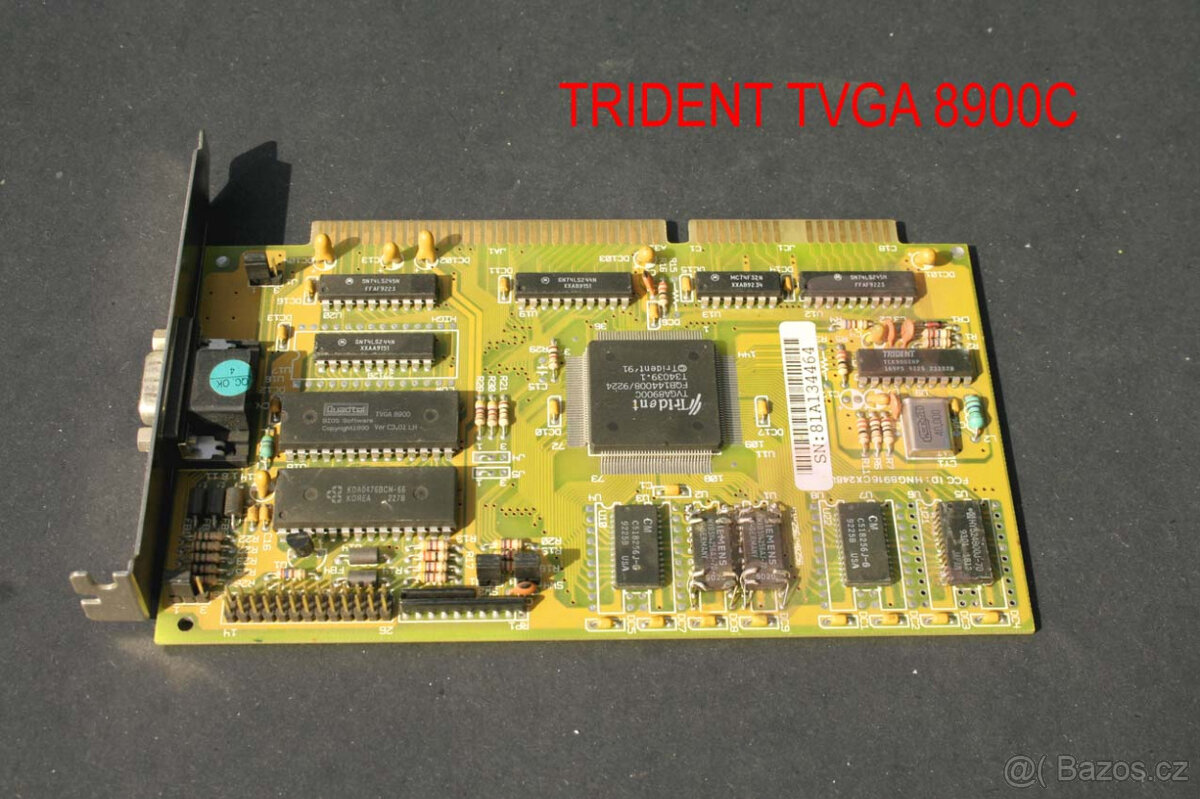 Retro grafické karty z funkčních počítačů