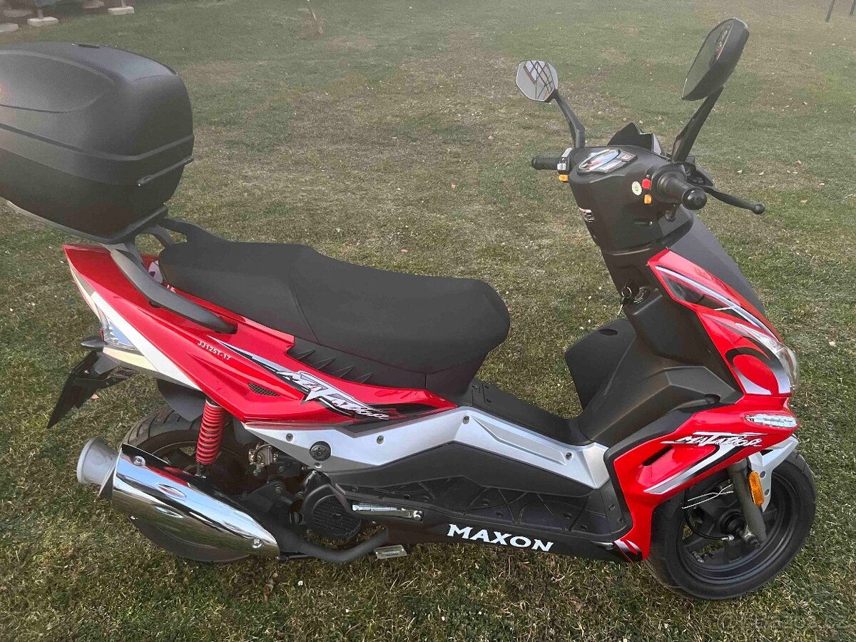 Skútr Maxon Matador 125