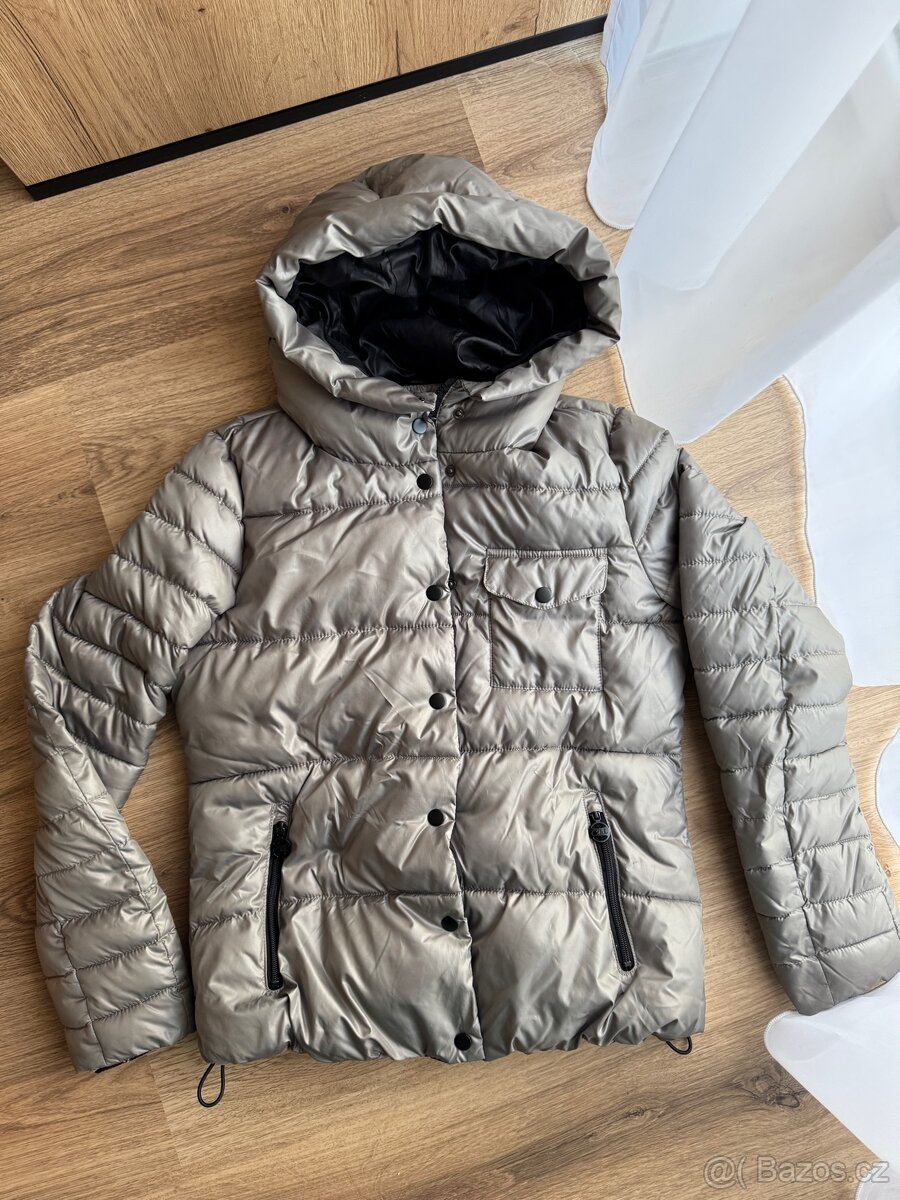 Stříbrná teplá bunda vel. L C&A