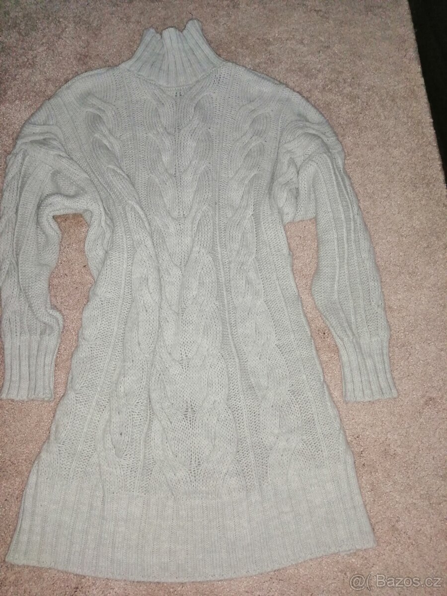 Svetrové šaty vel. Uni