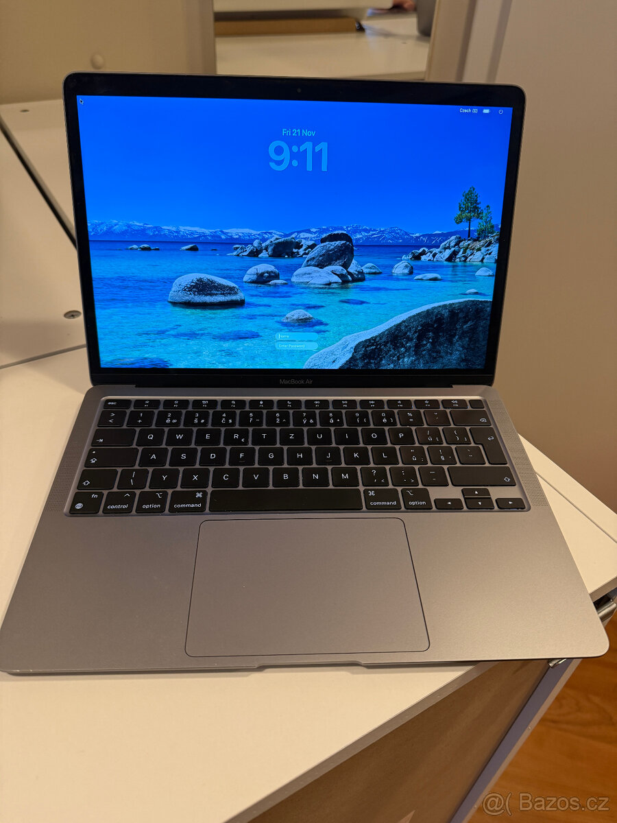 Macbook Air, M1, 512GB, česká klávesnice