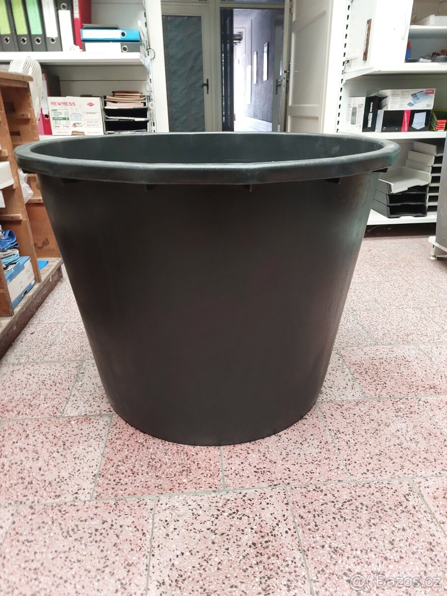 Nadoba na vodu 350 l