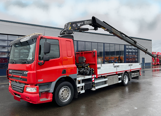 DAF CF75.310 4x2 - valník s hydraulickou rukou FASSI