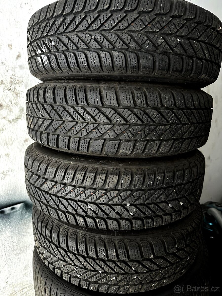Sada krásných zimních pneumatik 165/65 R14 CELA SADA