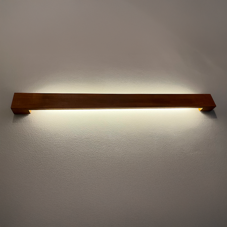 Designové světlo na stěnu (masiv - buk)