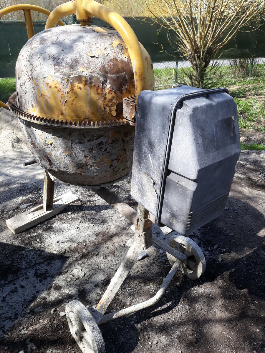prodám stavební míchačku 120l