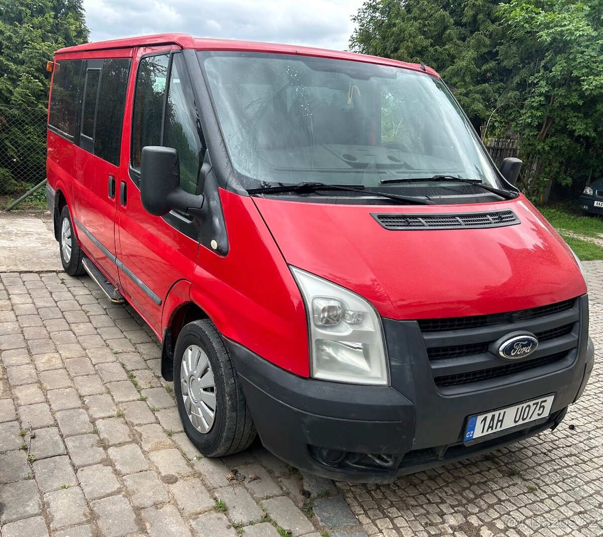 FORD TRANSIT L2H1 9MÍST BUS 2.2TDCI nafta , Rok Výroby 2011