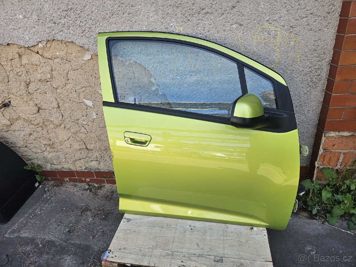Chevrolet spark II pravé dveře