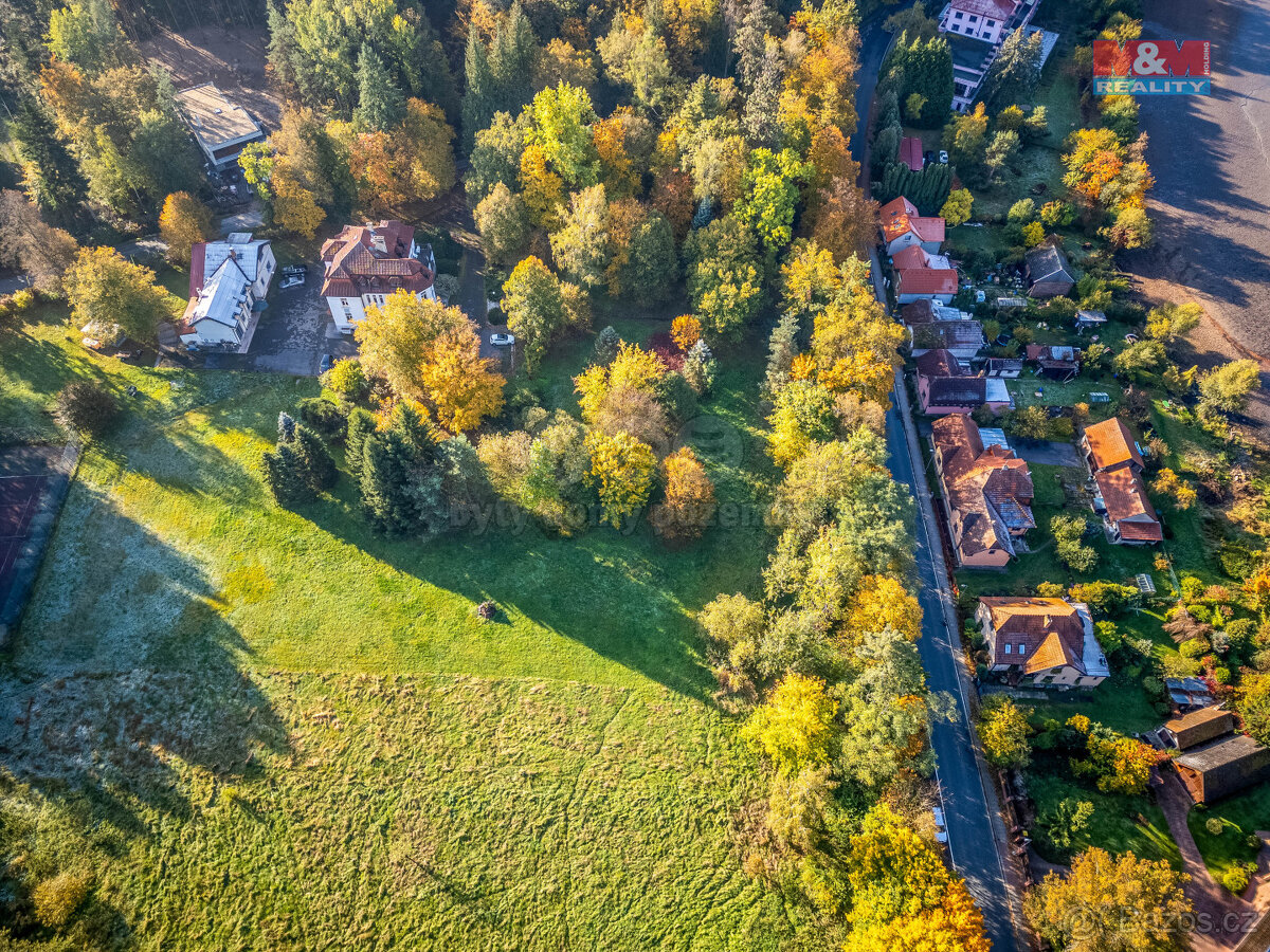 Prodej pozemku k bydlení, 2707 m², Jevany