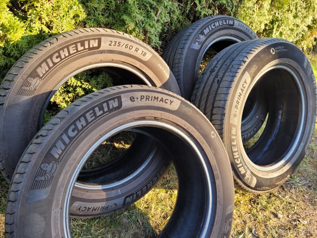 Letní pneu Michelin Primacy 235/60 R18 (MO)