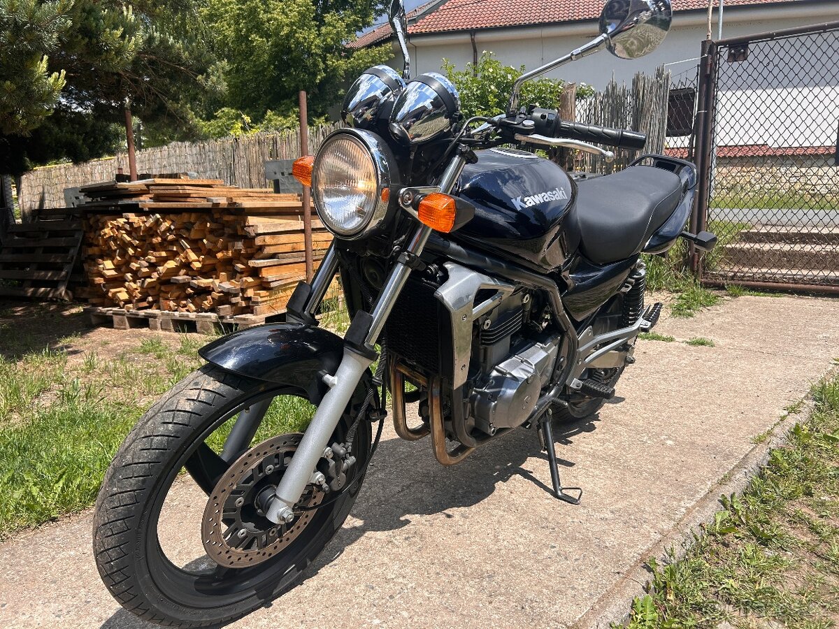 Kawasaki ER5-po velkém servisu, velmi hezká po 1. majiteli
