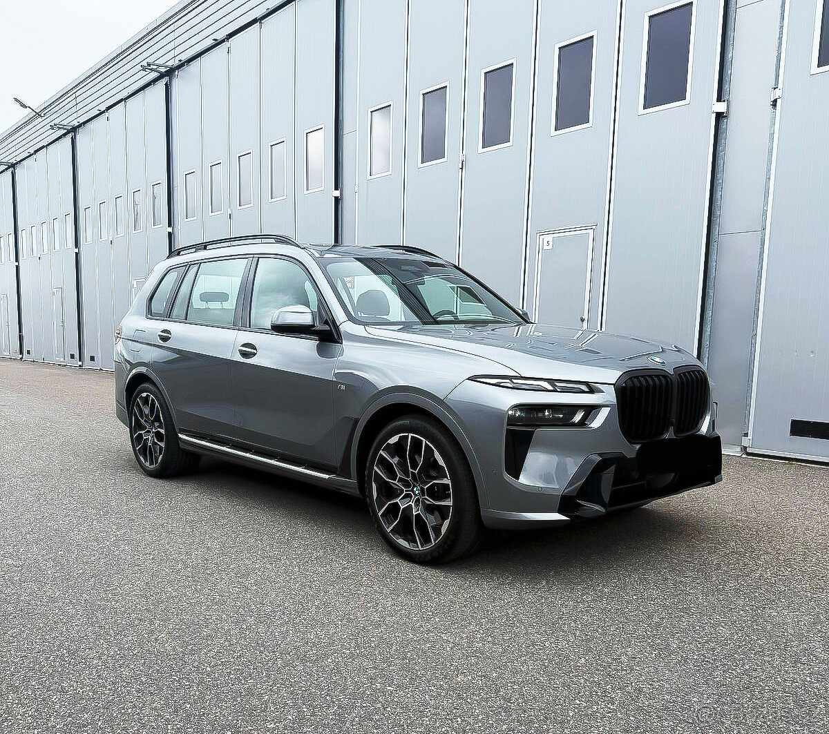 BMW X7 xDrive 40d 2025 PANORAMA, NOVÉ AUTO, ODPOČET DPH