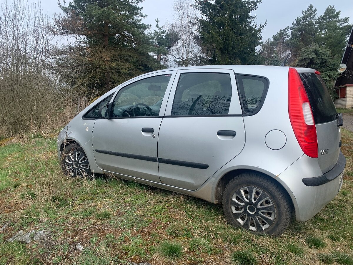 Mitsubishi COLT 2006