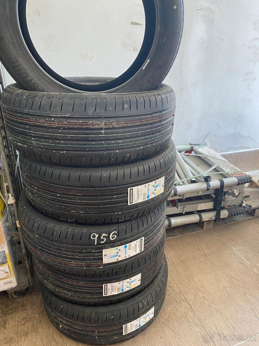 Bridgestone Alenza 255/50 R21