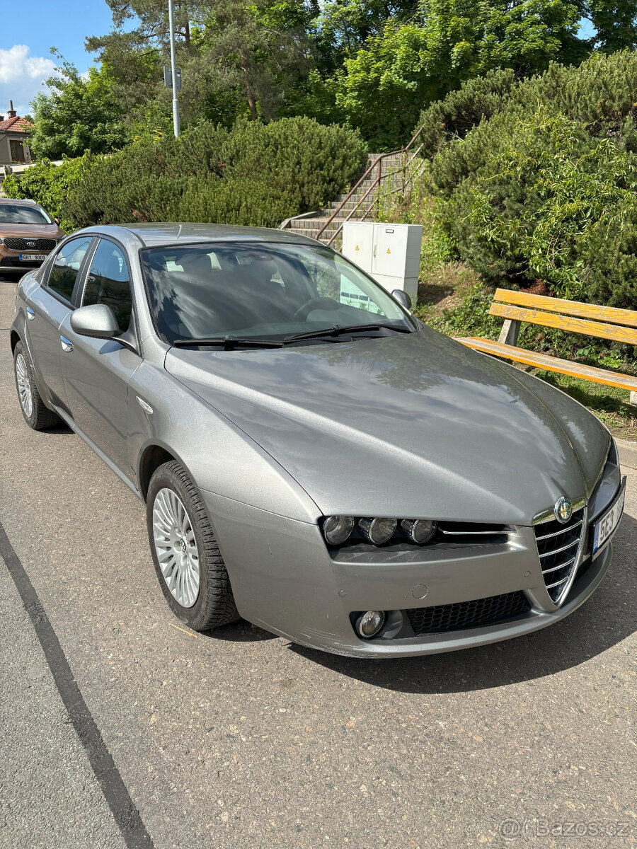 Alfa Romeo 159