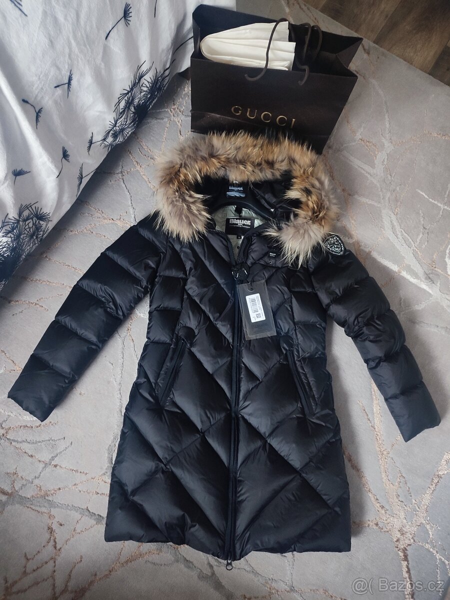 Blauer kabát se znakem Swarovski vel. S-M