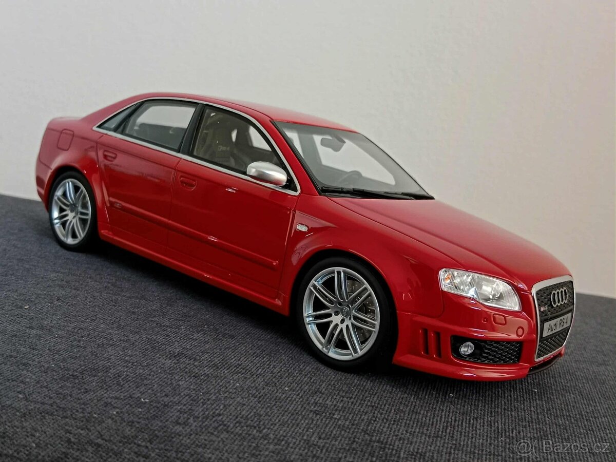 Audi RS4 - 1:18