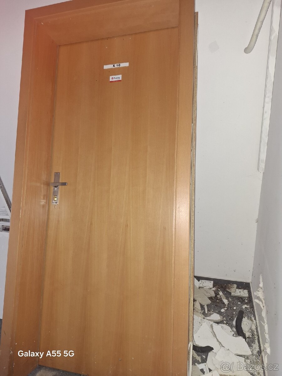 Obložkové dveře Sapeli komplet nepoškozené