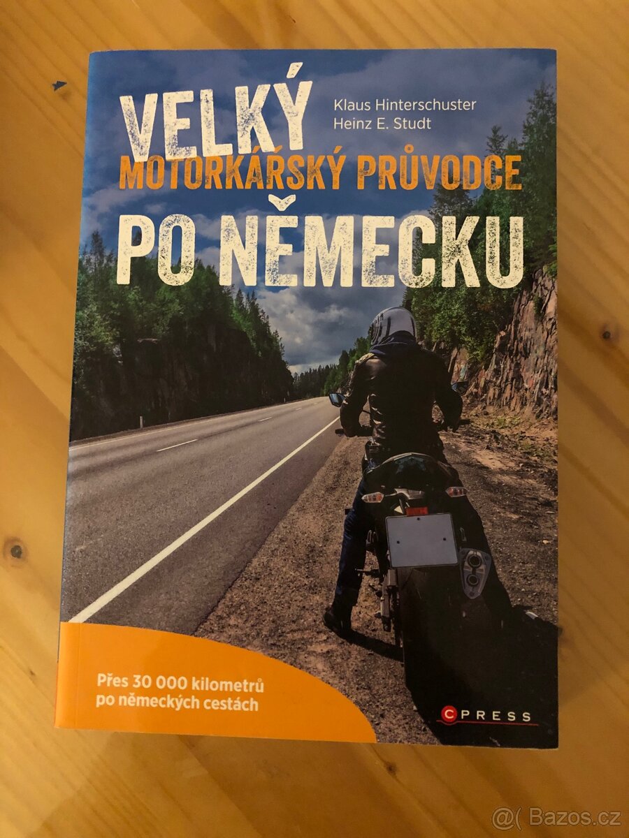 Kniha velký průvodce na motorce po Německu