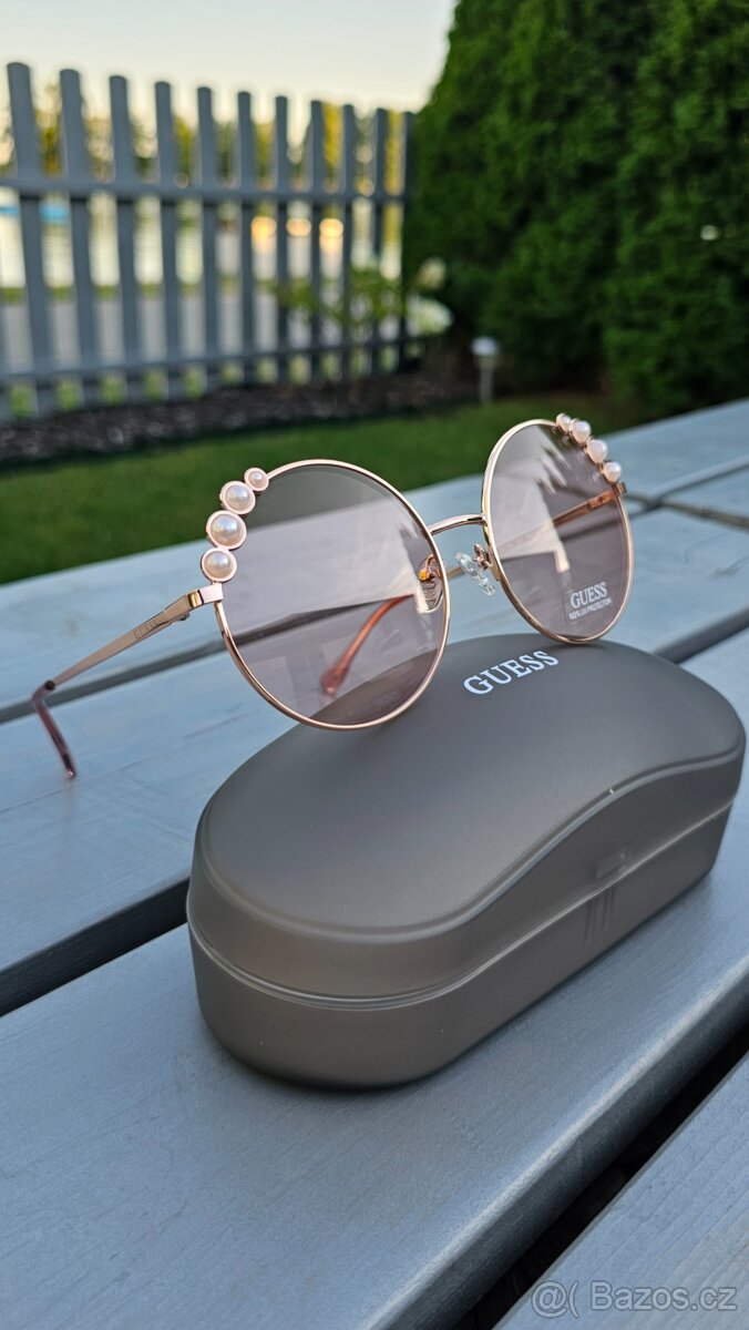 Guess sluneční brýle - velikost 58