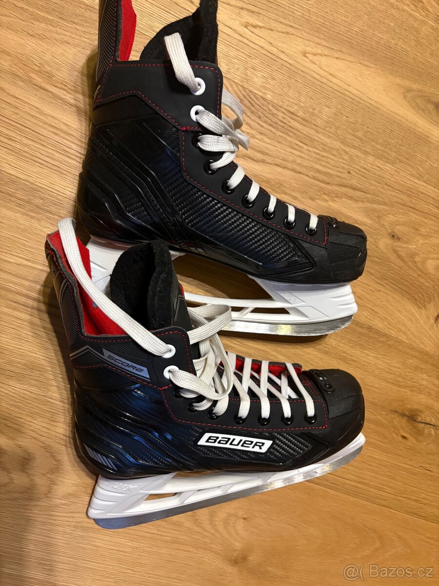 Hokejové brusle Bauer velikost 42