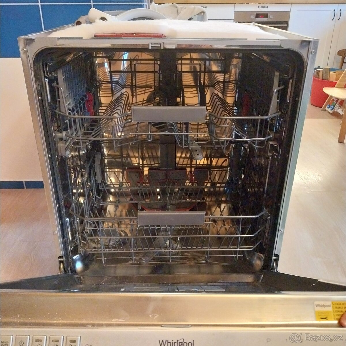 Vestavná myčka whirpool
