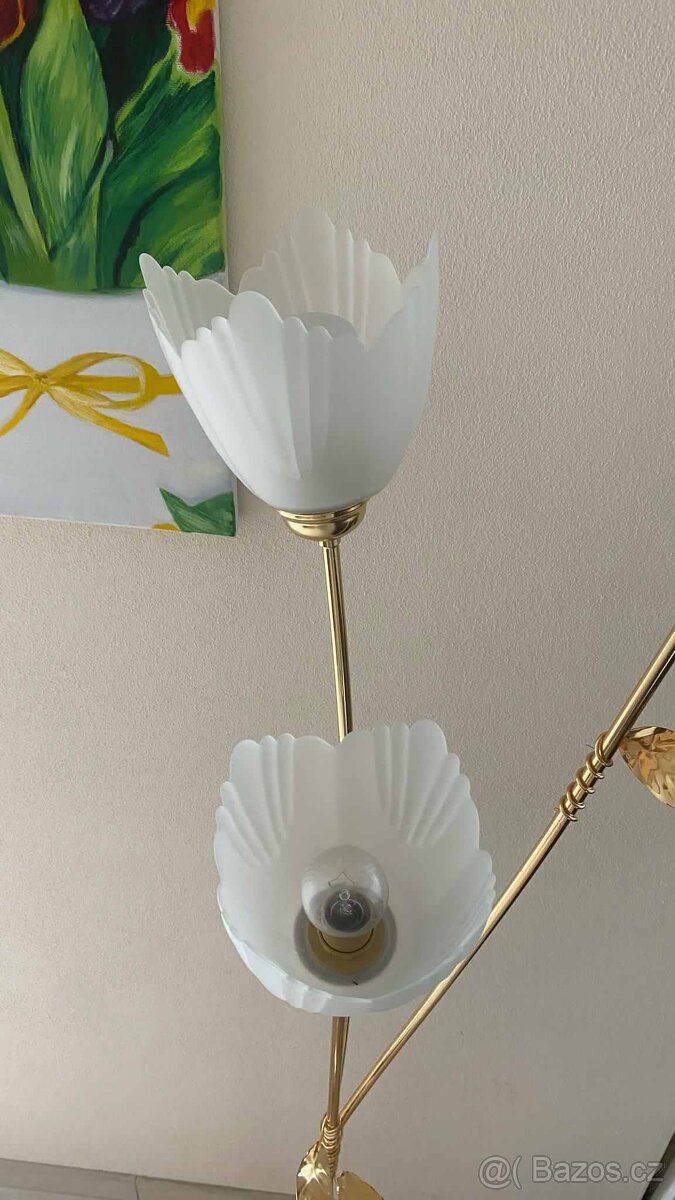 Stojací lampa a stolní lampa