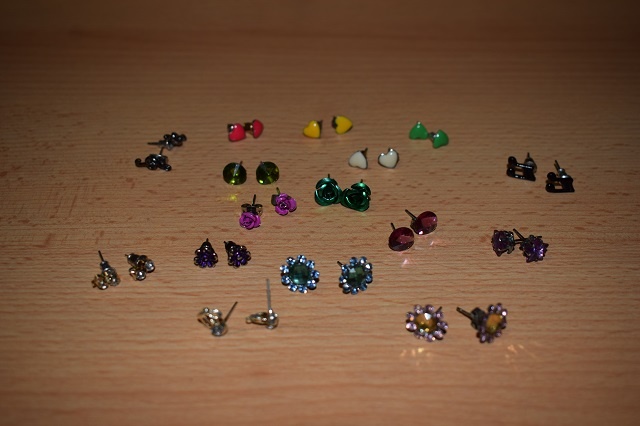 Náušnice, náušničky set bižu