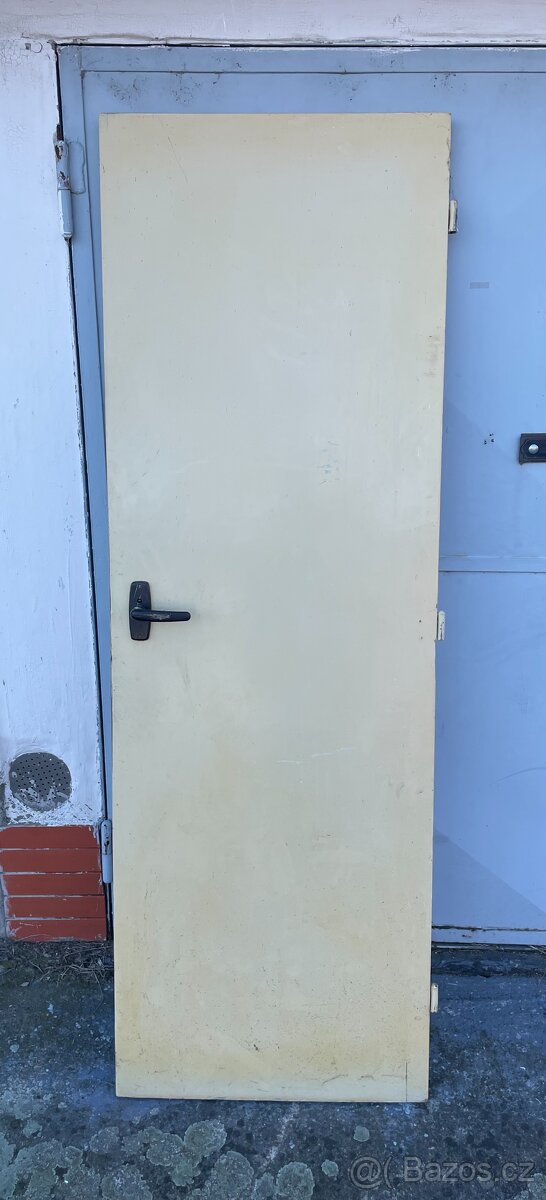 Dveře Pravé - 60 cm - Dřevěné