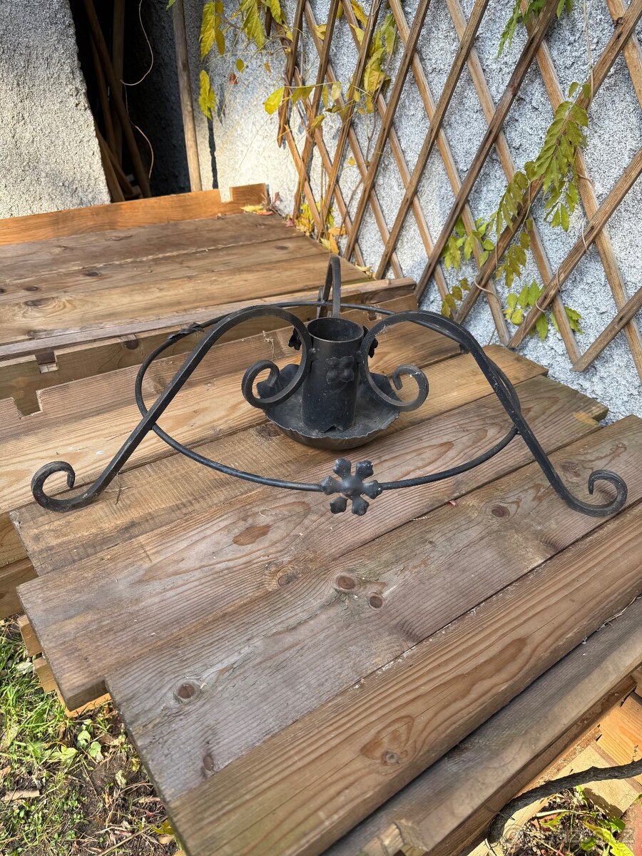 Stojan na vánoční stromek