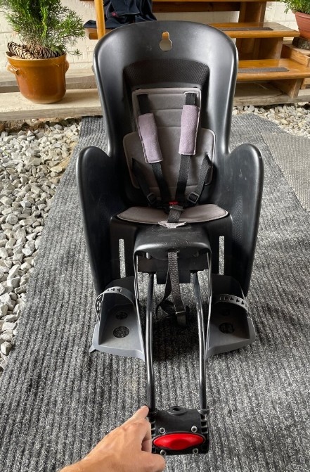 Dětská sedačka na kolo