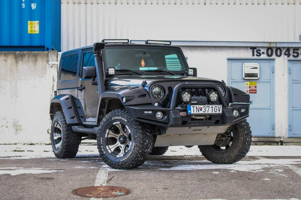 Jeep Wrangler 2.8 CRD Sport A/T