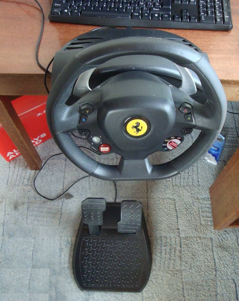 Wheel Thrustmaster Ferrari 458 RW